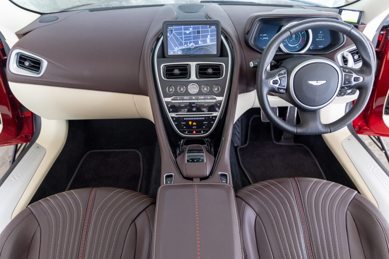 DB11ヴォランテ V8