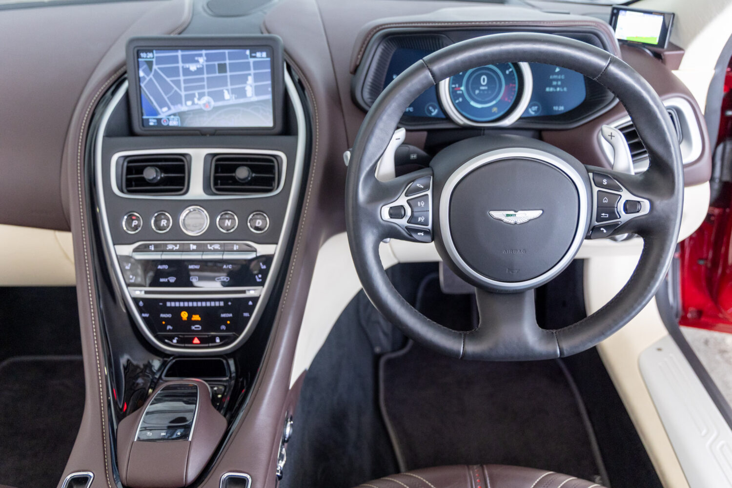 DB11ヴォランテ V8