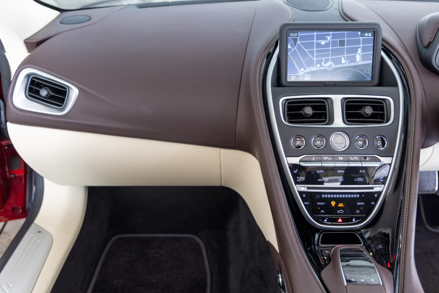 DB11ヴォランテ V8