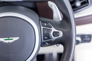 DB11ヴォランテ V8