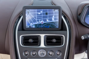 DB11ヴォランテ V8