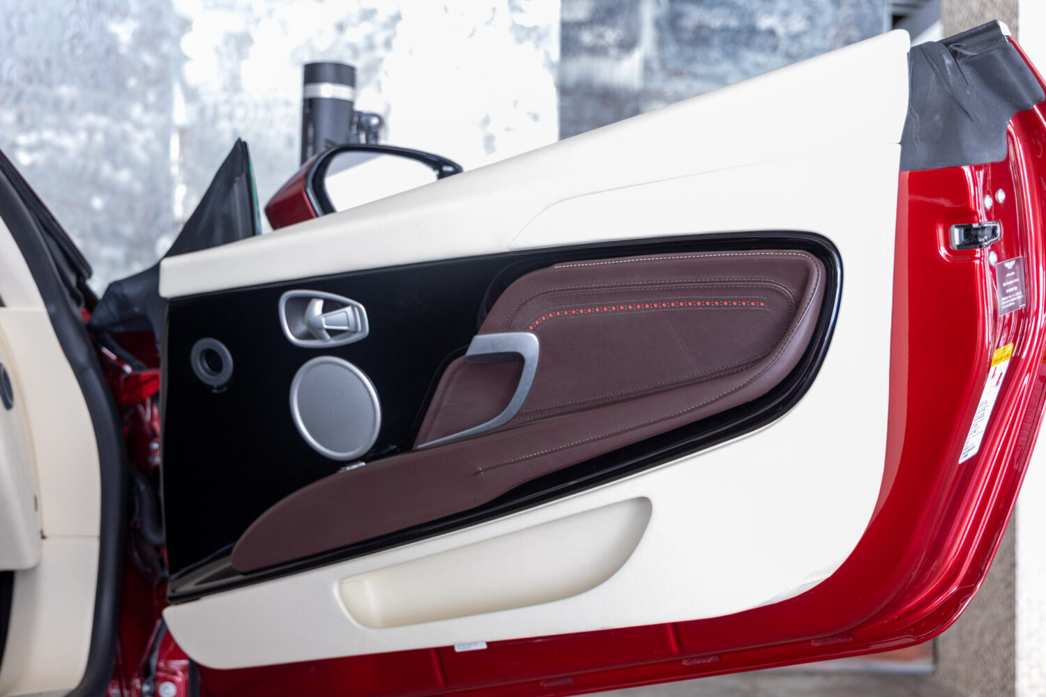 DB11ヴォランテ V8