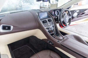 DB11ヴォランテ V8