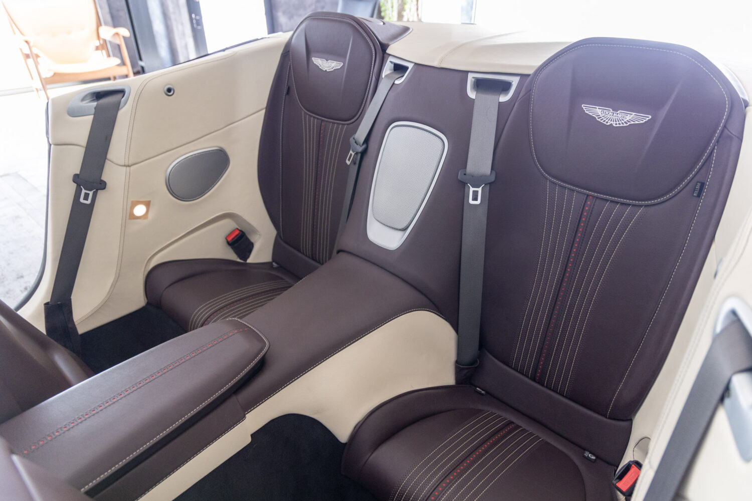 DB11ヴォランテ V8