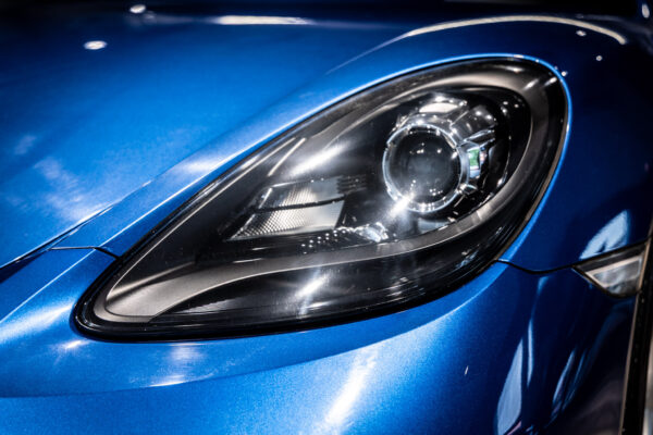 718ケイマン 2.0 6MT