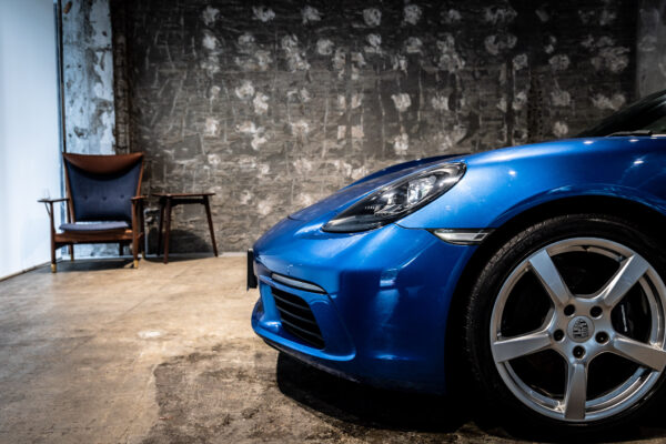 718ケイマン 2.0 6MT