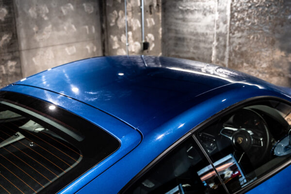 718ケイマン 2.0 6MT