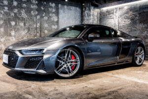 R8 V10パフォーマンス5.2FSIクワトロ4WD　左H