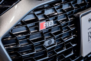 R8 V10パフォーマンス5.2FSIクワトロ4WD　左H