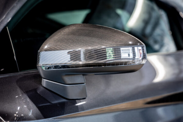 R8 V10パフォーマンス5.2FSIクワトロ4WD 左H