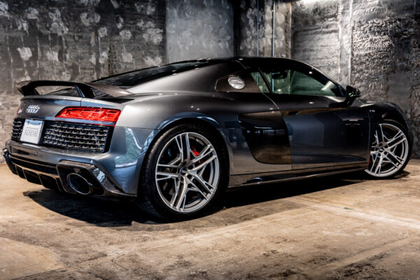 R8 V10パフォーマンス5.2FSIクワトロ4WD 左H