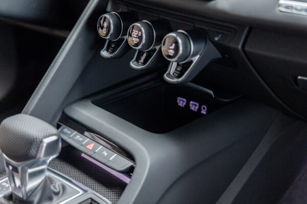 R8 V10パフォーマンス5.2FSIクワトロ4WD 左H