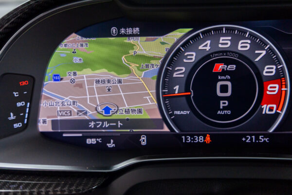 R8 V10パフォーマンス5.2FSIクワトロ4WD 左H