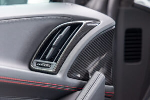 R8 V10パフォーマンス5.2FSIクワトロ4WD　左H