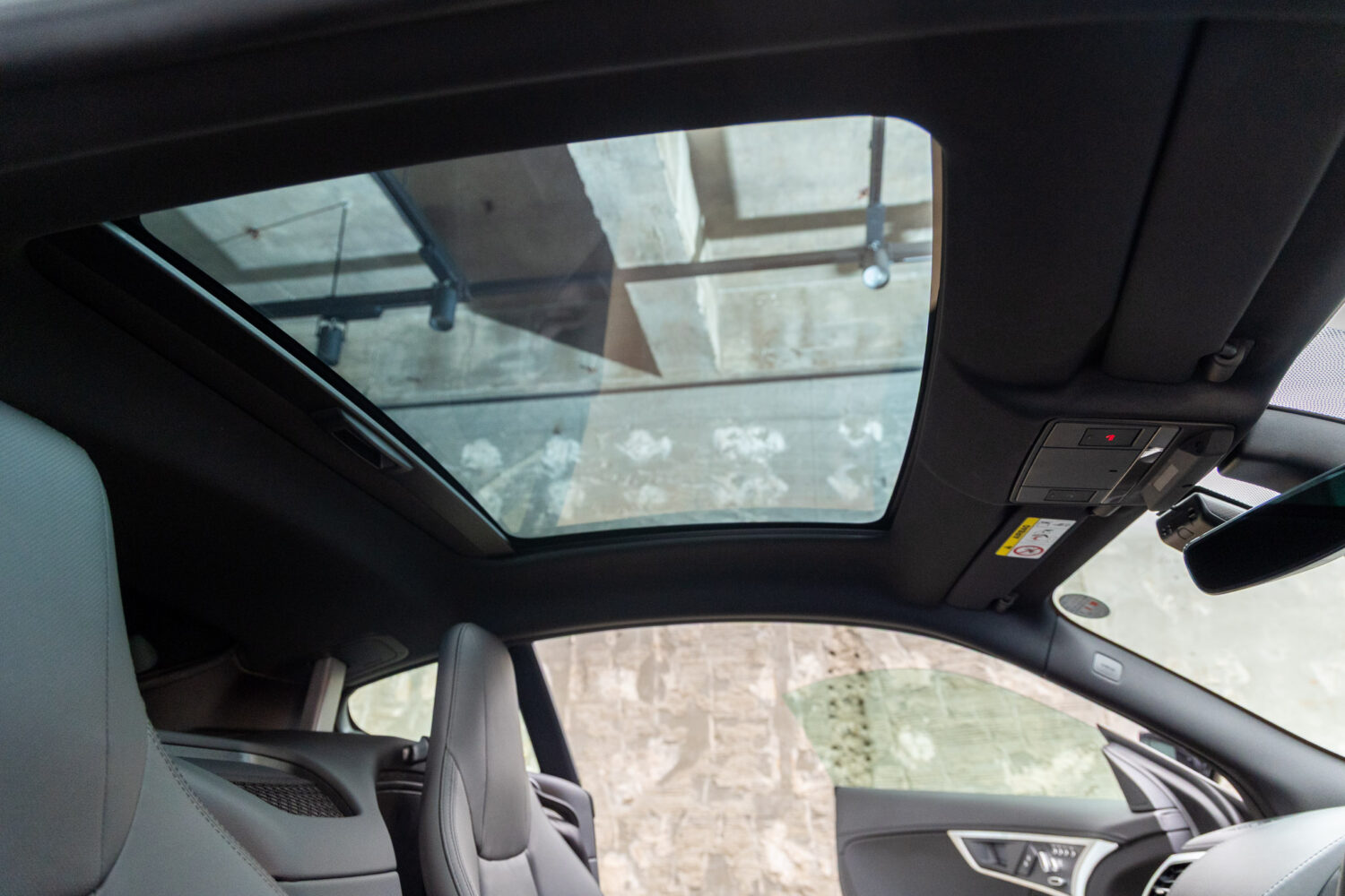 Fタイプクーペ Rダイナミック 2.0L P300