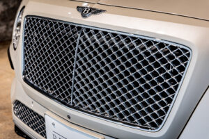 ベンテイガ 6.0 4WD 左H