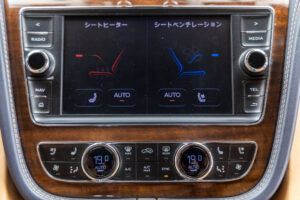 ベンテイガ 6.0 4WD 左H