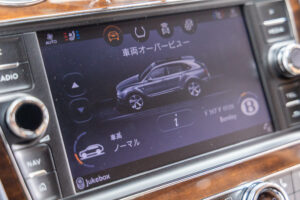 ベンテイガ 6.0 4WD 左H