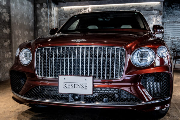 ベンテイガ ハイブリッドA 4WD 4名