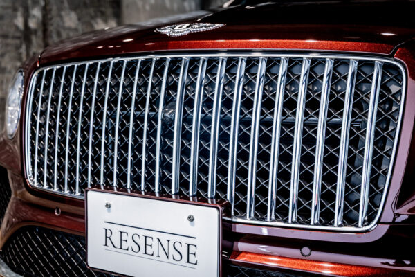 ベンテイガ ハイブリッドA 4WD 4名