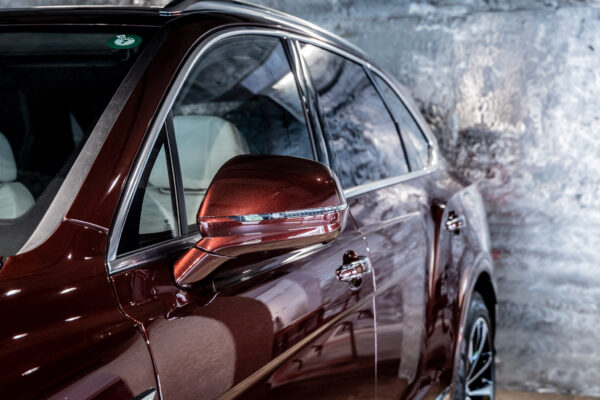 ベンテイガ ハイブリッドA 4WD 4名