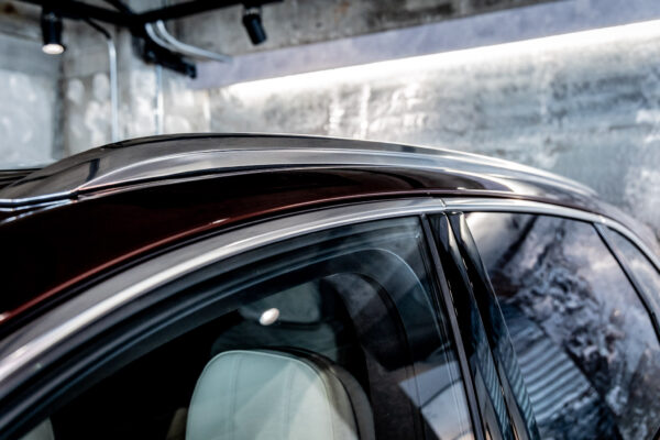 ベンテイガ ハイブリッドA 4WD 4名