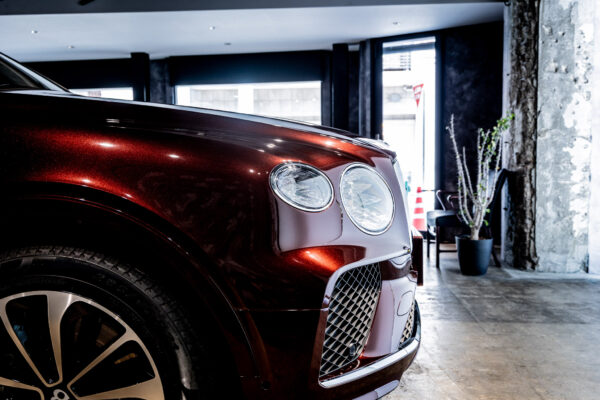 ベンテイガ ハイブリッドA 4WD 4名