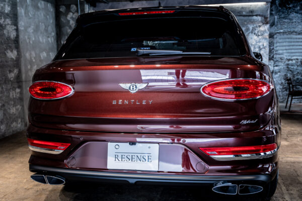 ベンテイガ ハイブリッドA 4WD 4名