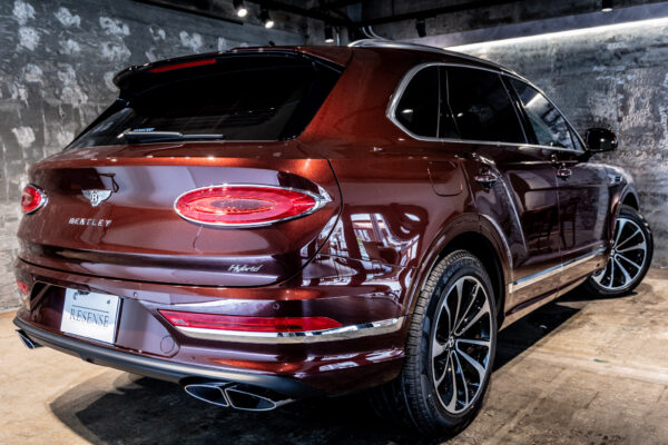 ベンテイガ ハイブリッドA 4WD 4名