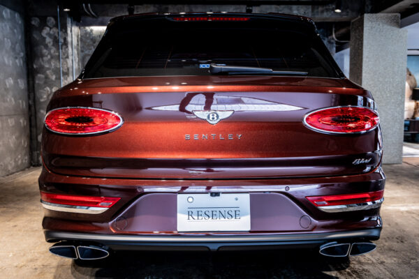 ベンテイガ ハイブリッドA 4WD 4名