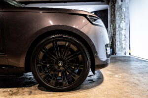 レンジローバー オートバイオグラフィー 4.4L P530 LWB 4WD