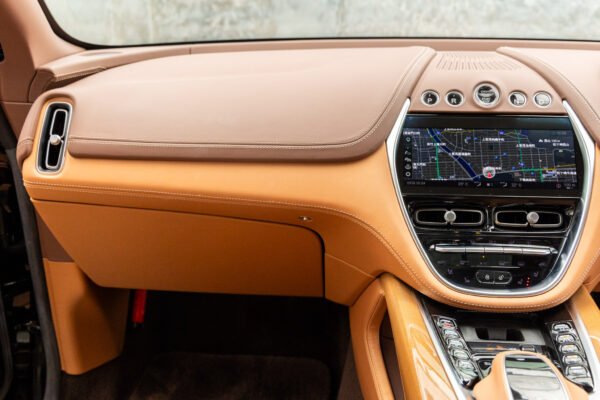 DBX 4.0 4WD