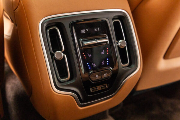 DBX 4.0 4WD