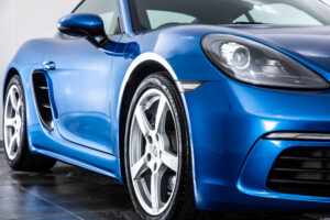 718ケイマン 2.0 1オーナー 6MT 純正19AW