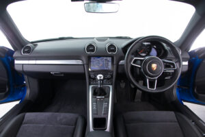 718ケイマン 2.0 1オーナー 6MT 純正19AW