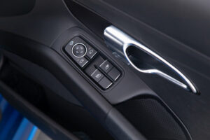 718ケイマン 2.0 1オーナー 6MT 純正19AW