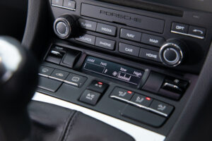 718ケイマン 2.0 1オーナー 6MT 純正19AW