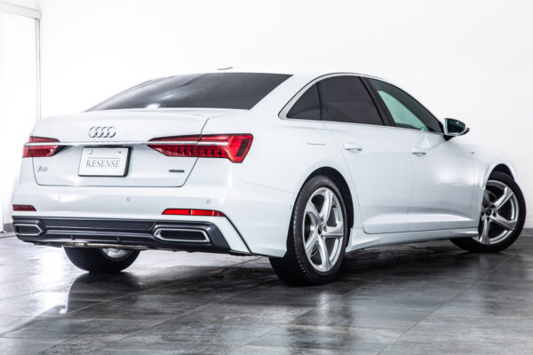 A6 クワトロ スポーツ Sライン ディーゼルターボ 4WD　ディーラー整備記録簿6枚 レザーシート