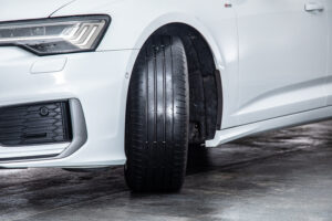A6 クワトロ スポーツ Sライン ディーゼルターボ 4WD　ディーラー整備記録簿6枚 レザーシート