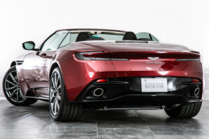 DB11ヴォランテ V8 ディアボロレッド 赤幌 ブラウンレザー