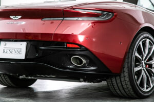 DB11ヴォランテ V8 ディアボロレッド 赤幌 ブラウンレザー
