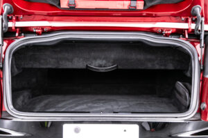 DB11ヴォランテ V8 ディアボロレッド 赤幌 ブラウンレザー
