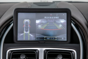 DB11ヴォランテ V8 ディアボロレッド 赤幌 ブラウンレザー