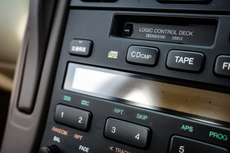 トヨタ・ソアラ2.5GT-T（1994）五感で感じる高級車の定義