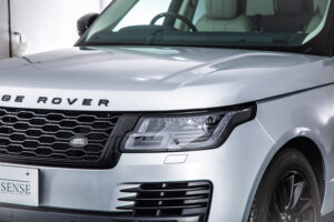 レンジローバーヴォーグ (3.0リッター/340ps) 4WD　レザーシート