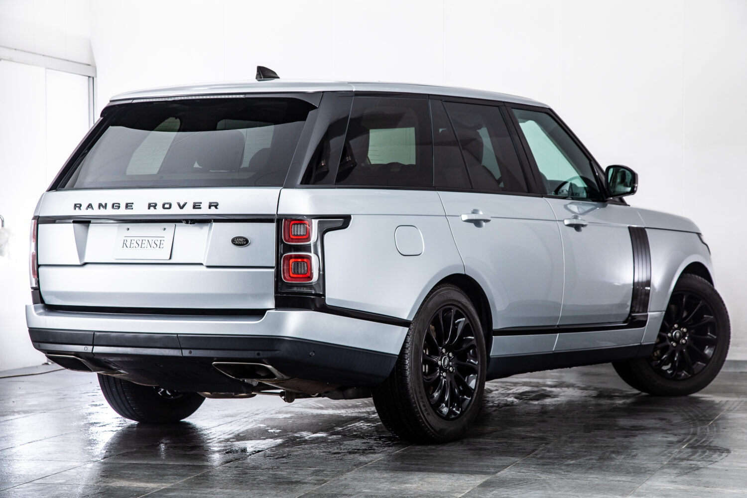 レンジローバーヴォーグ (3.0リッター/340ps) 4WD　レザーシート