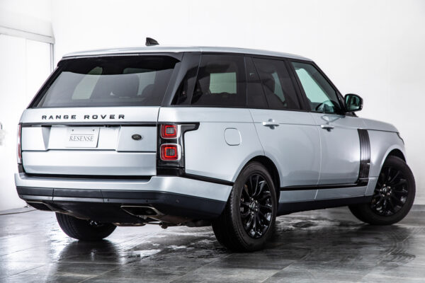 レンジローバーヴォーグ (3.0リッター/340ps) 4WD レザーシート