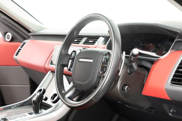 レンジローバースポーツHSE ダイナミック (PHEV)