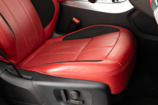 レンジローバースポーツHSE ダイナミック (PHEV)