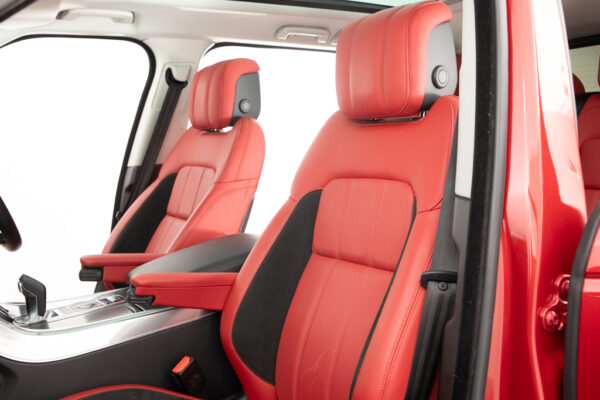 レンジローバースポーツHSE ダイナミック (PHEV)